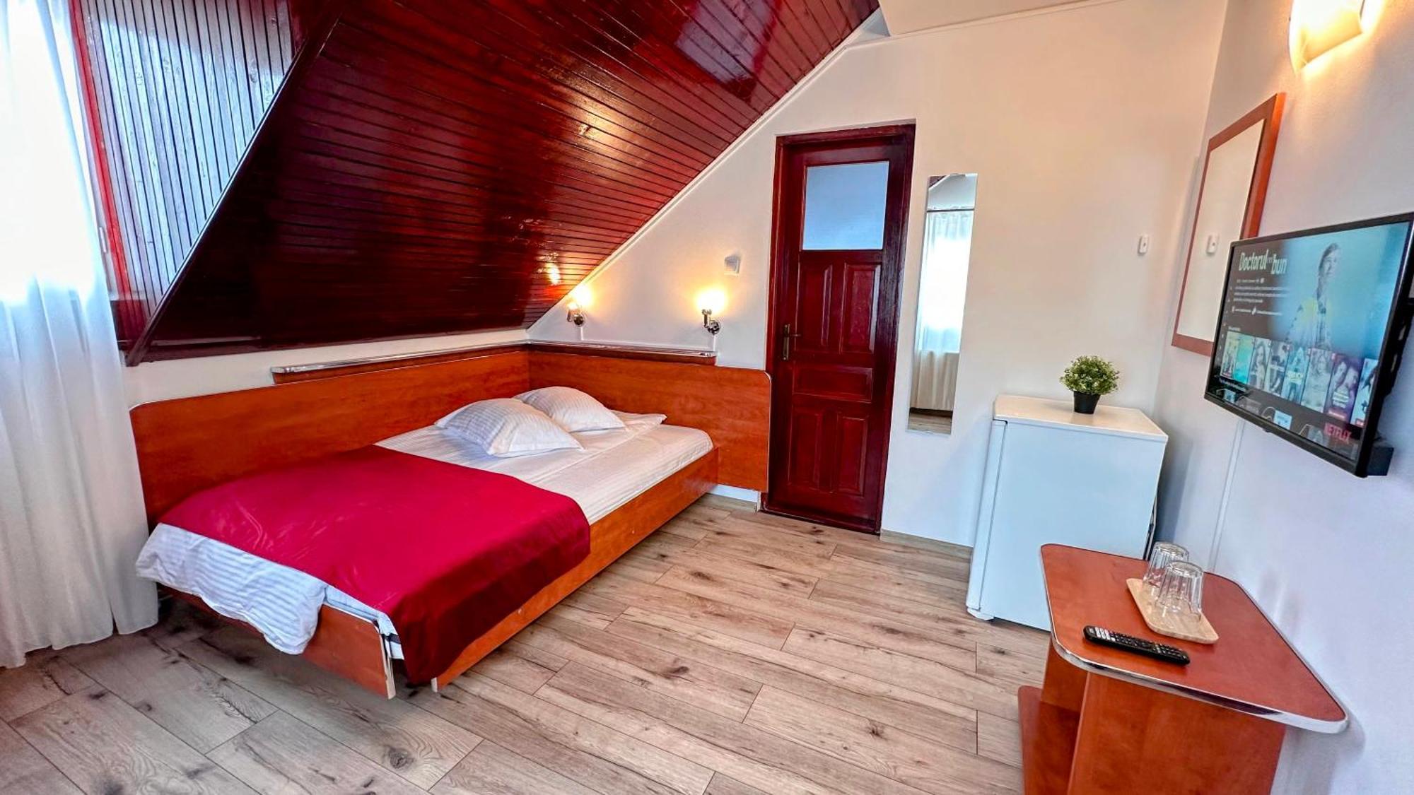 Valea Alba View - Self Check-In Hotel Buşteni Eksteriør billede