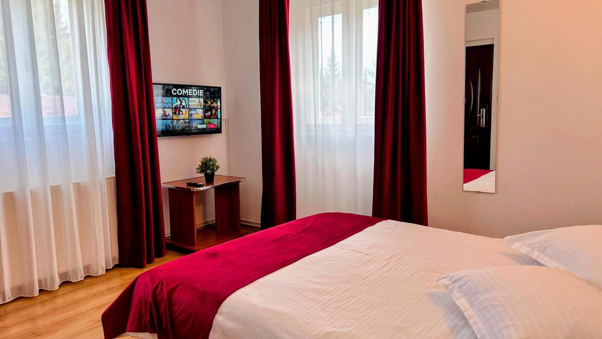 Valea Alba View - Self Check-In Hotel Buşteni Eksteriør billede